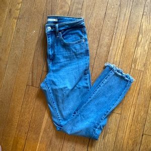 Levi’s - 721 - High Rise Skinny ankle - 27